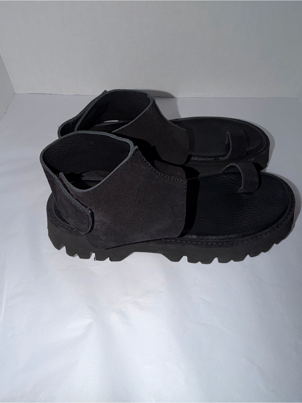 Pedro Garcia Platform Suede Black Sandals Sz Women’s 8,38